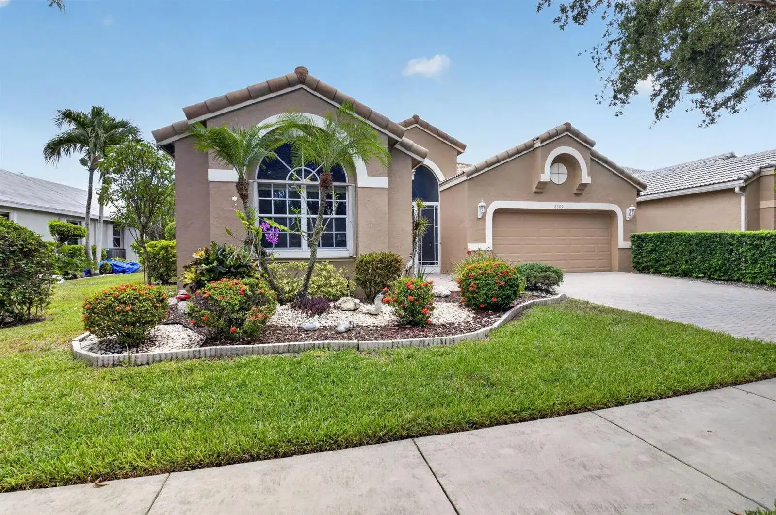 6309 Copper Lake Court, Boynton Beach FL 33437 photo 2