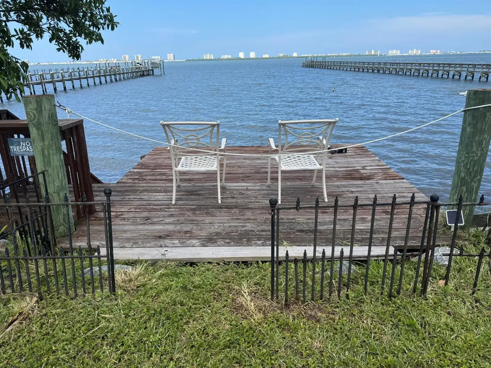 13605 S INDIAN RIVER Drive, Jensen Beach FL 34957 photo 2