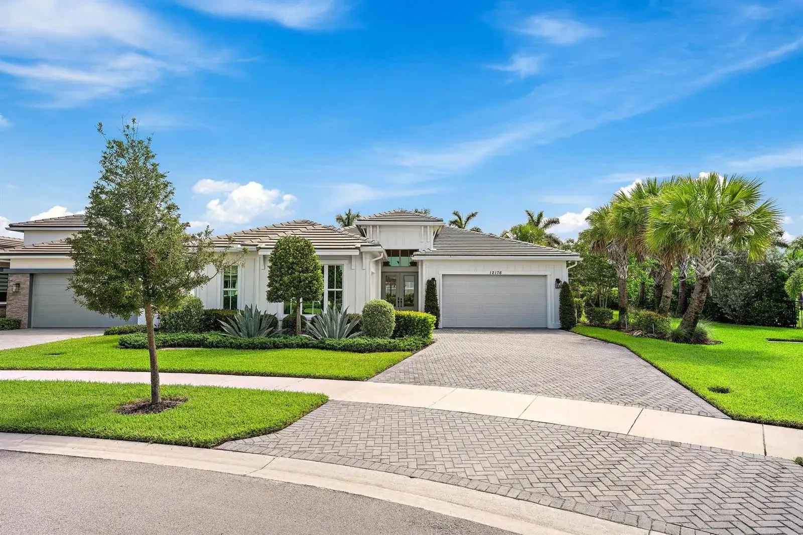 12176 Waterstone Circle, Palm Beach Gardens FL 33412 photo 4