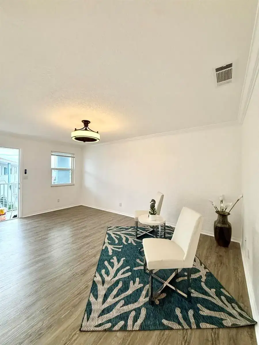 436 AUBURN # 203, FL 32118 photo 2