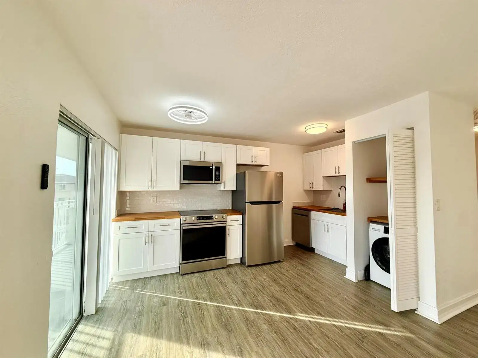 436 AUBURN # 202, FL 32118 photo 5