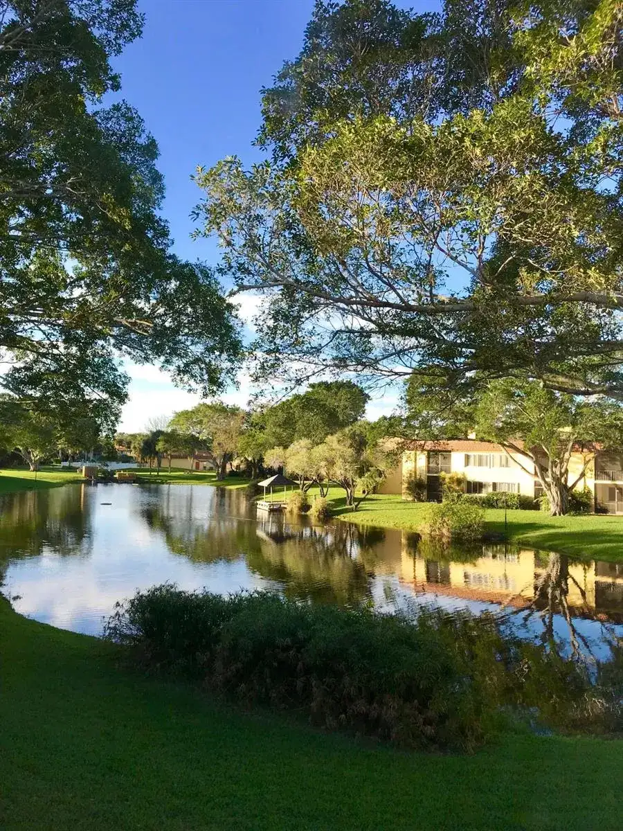 830 SW 9th Street Circle APT 201, Boca Raton FL 33486 photo 2
