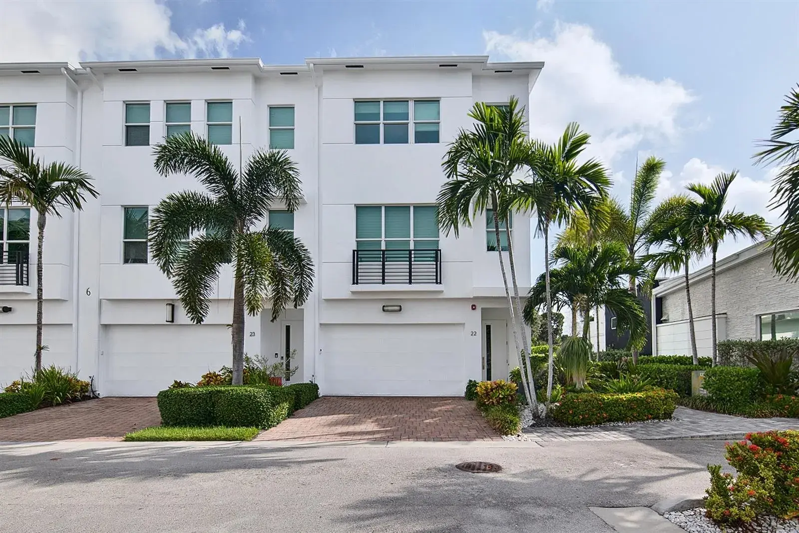 2900 NE 12th Terrace # 22, Oakland Park FL 33334
