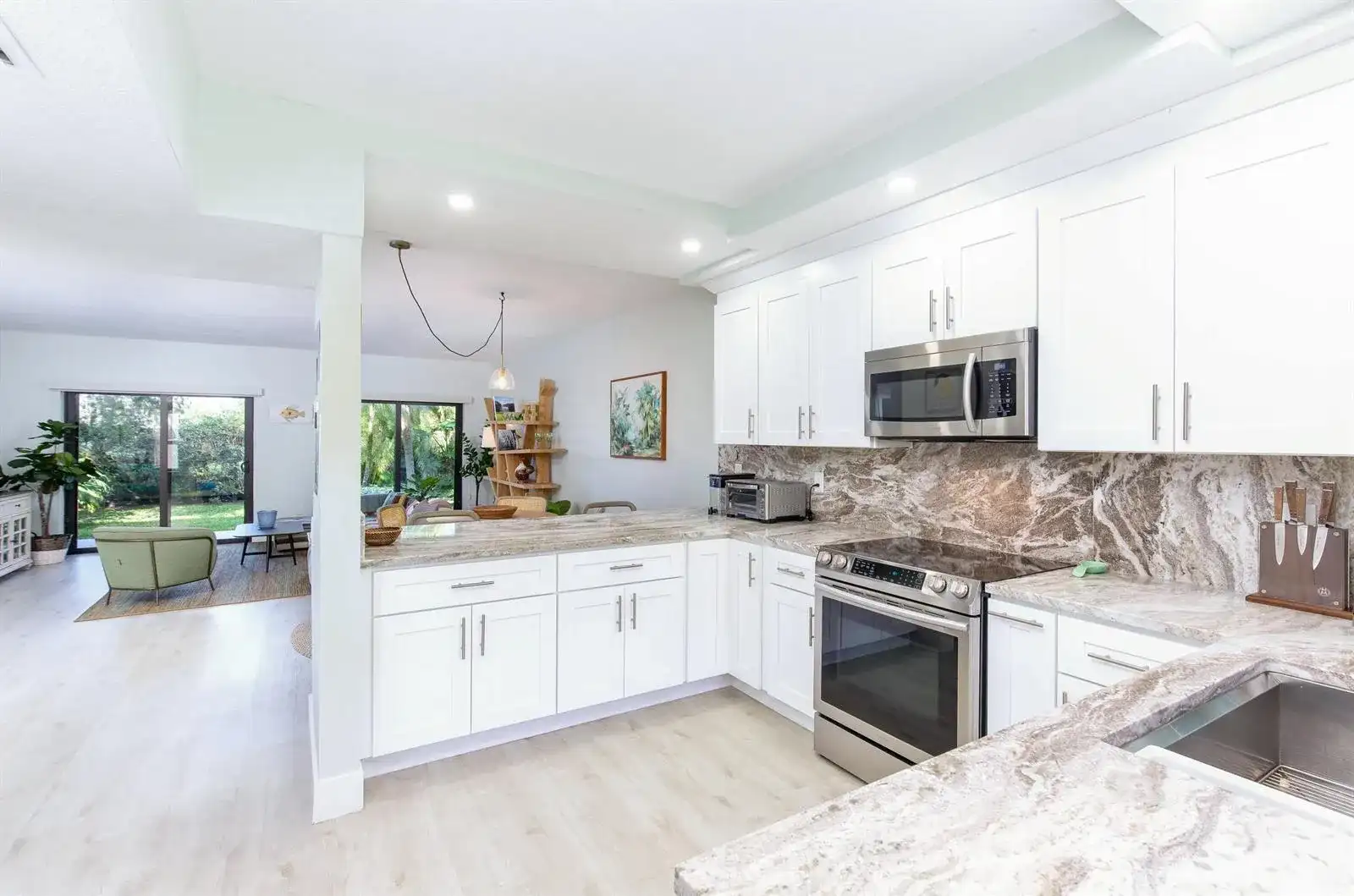 11267 Pond View B102 Drive # B102, Wellington FL 33414