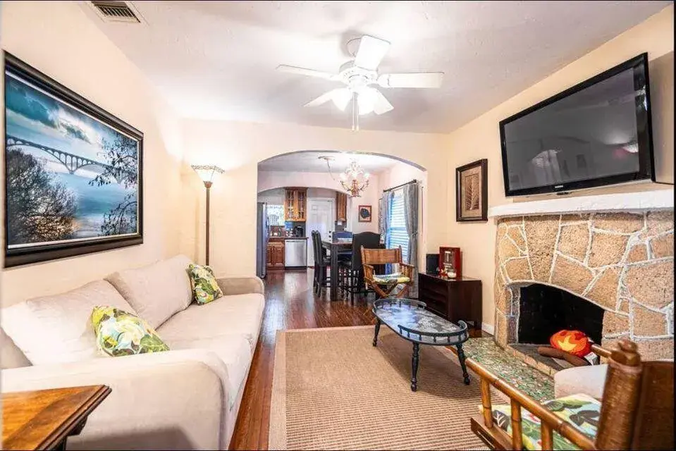 1602 N L Street, FL 33460