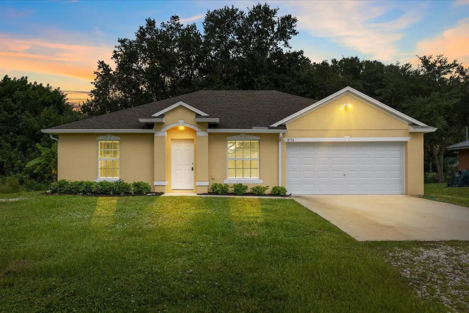 8736 98TH Court, Vero Beach FL 32967 photo 2