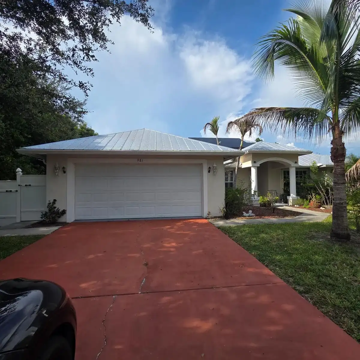 981 SW McCracken Avenue, Port St. Lucie FL 34953