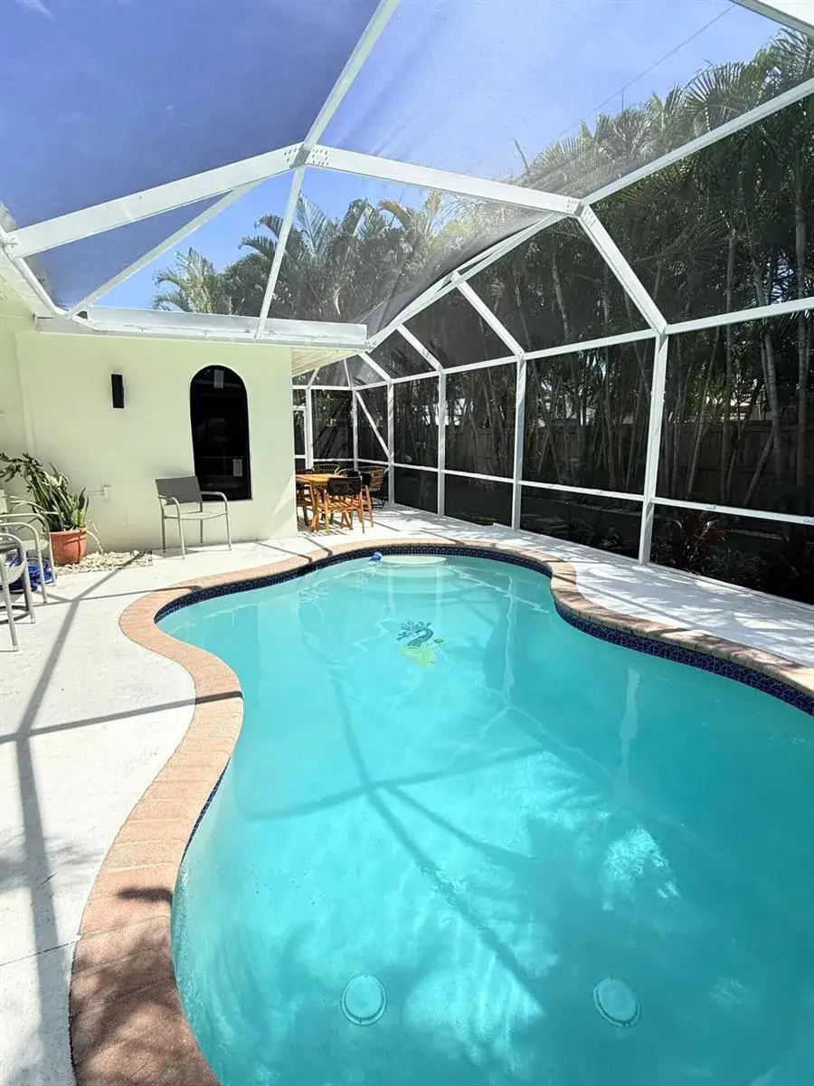 608 NE 24TH Avenue, Pompano Beach FL 33062