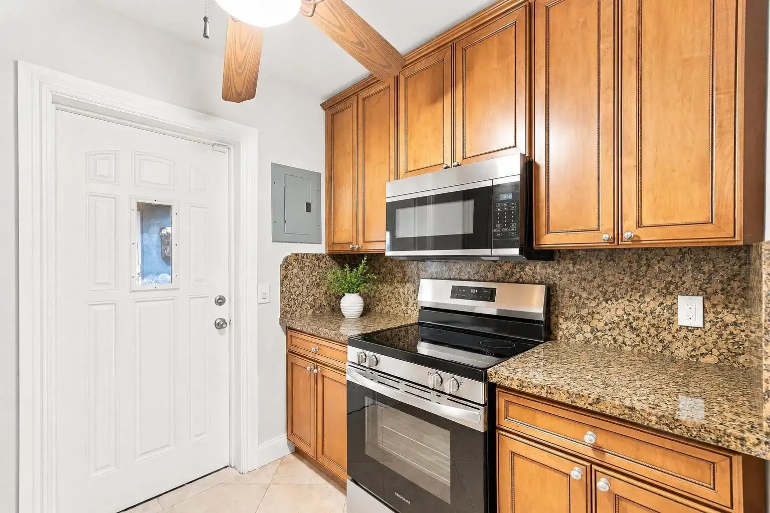 1839 SW 4th Avenue, Fort Lauderdale FL 33315 photo 5