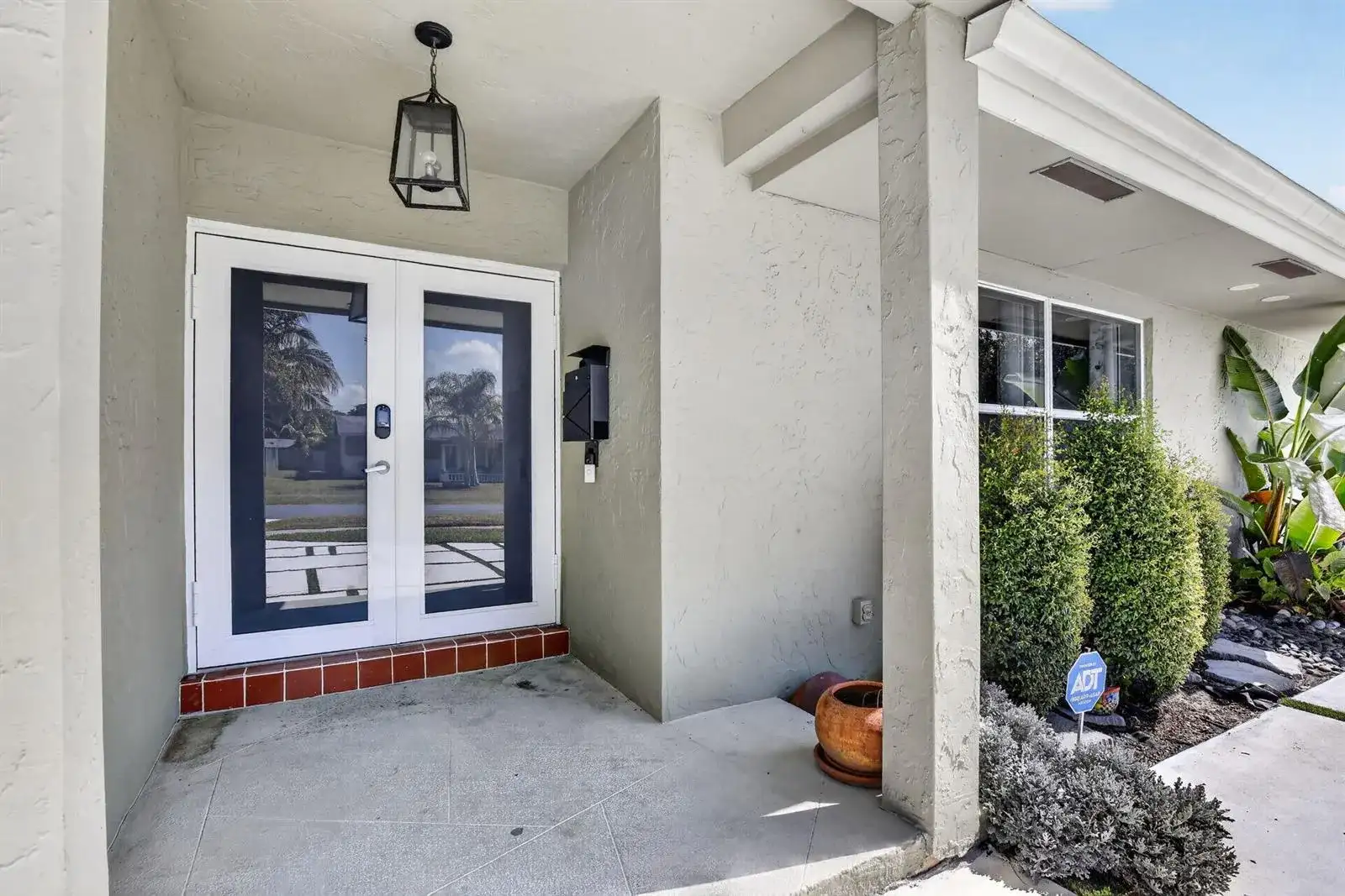 5301 SW 8TH Court, Plantation FL 33317 photo 4