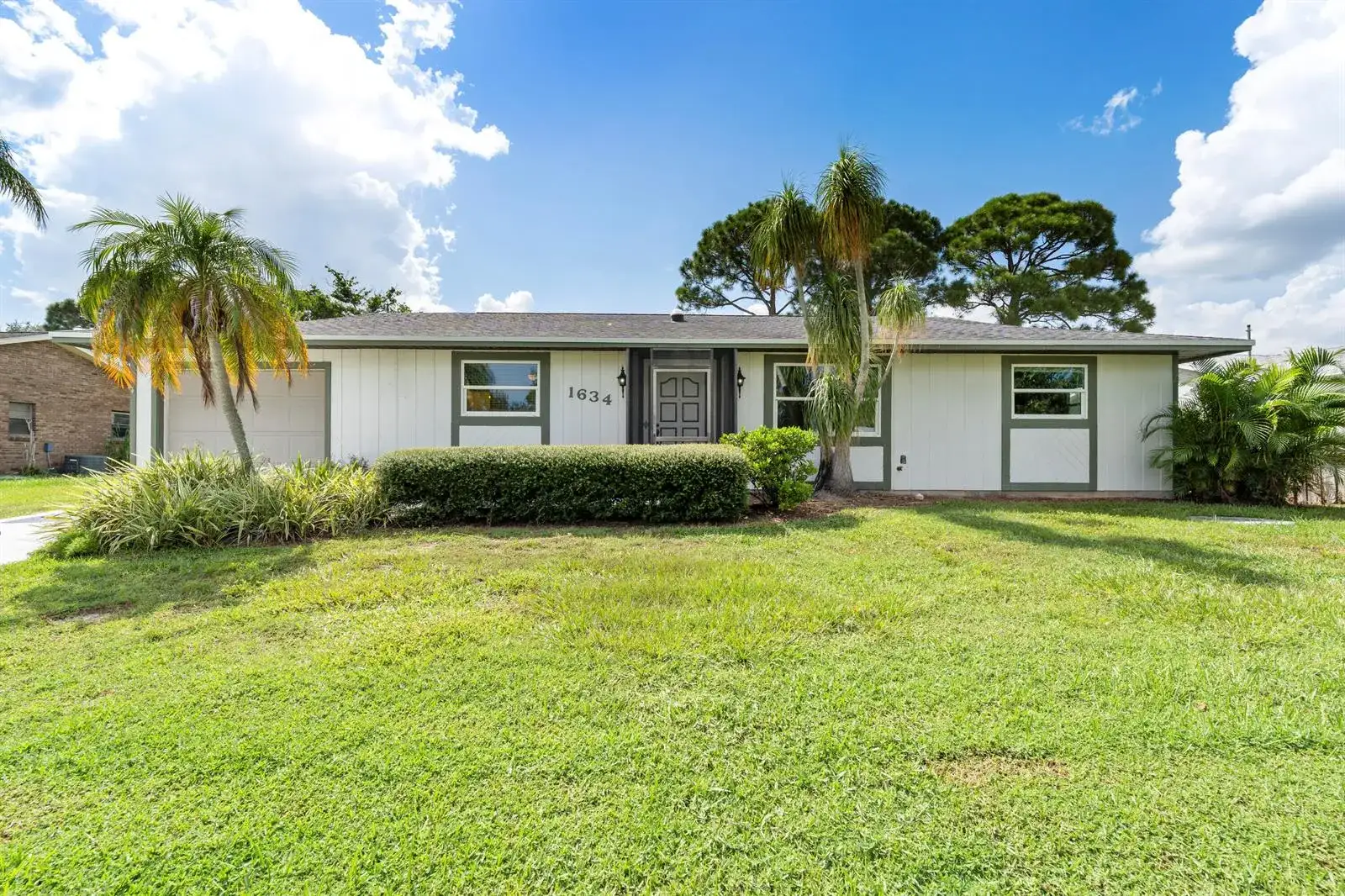 1634 SE CLEARMONT Street, Port St. Lucie FL 34983 photo 2