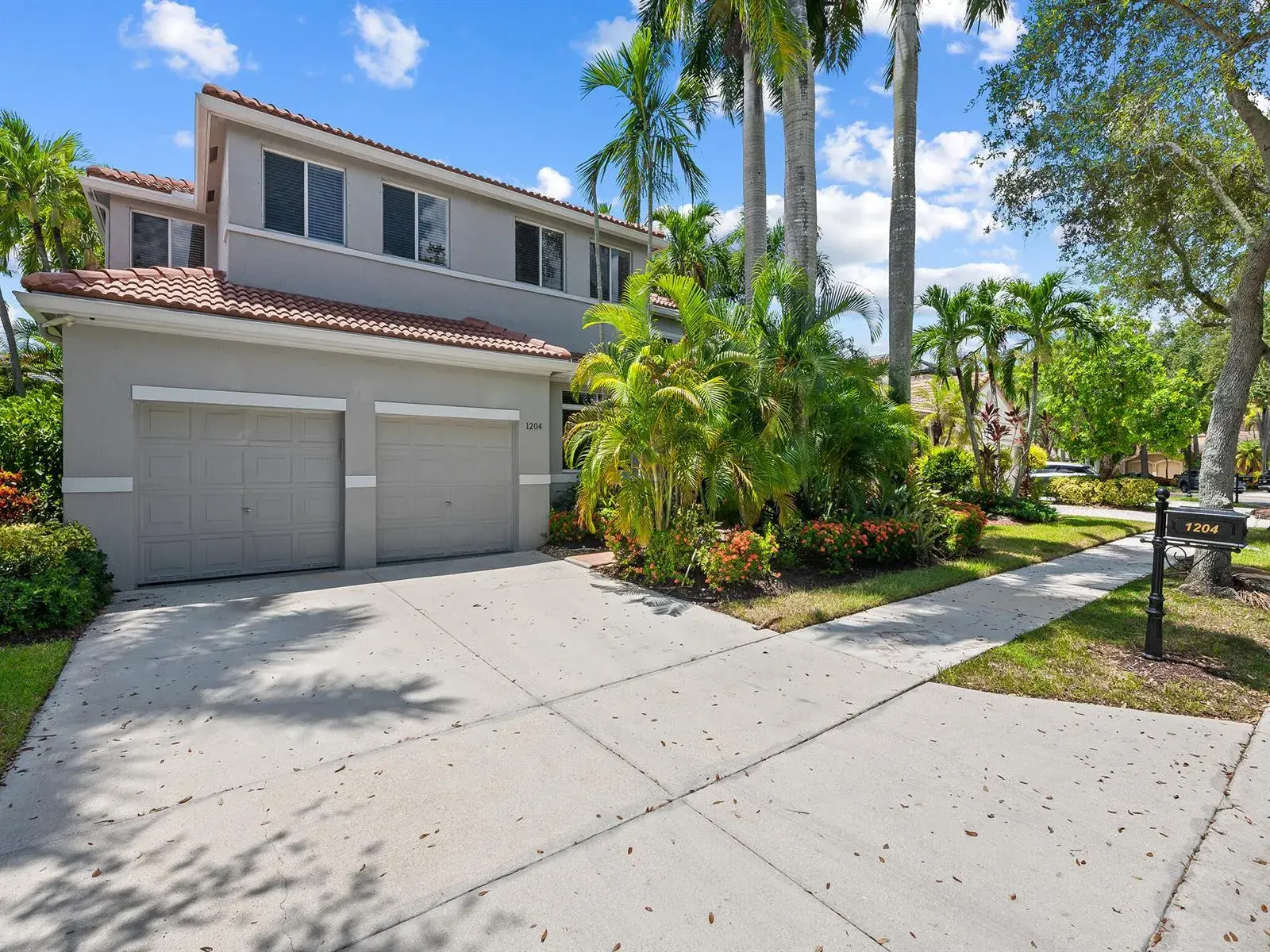 1204 Camellia Circle, Weston FL 33326