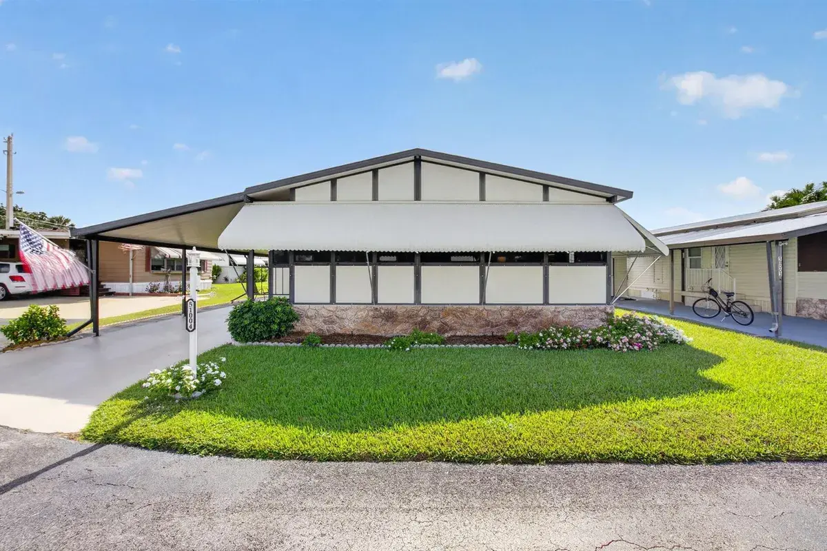 51004 Galina Bay, Boynton Beach FL 33436