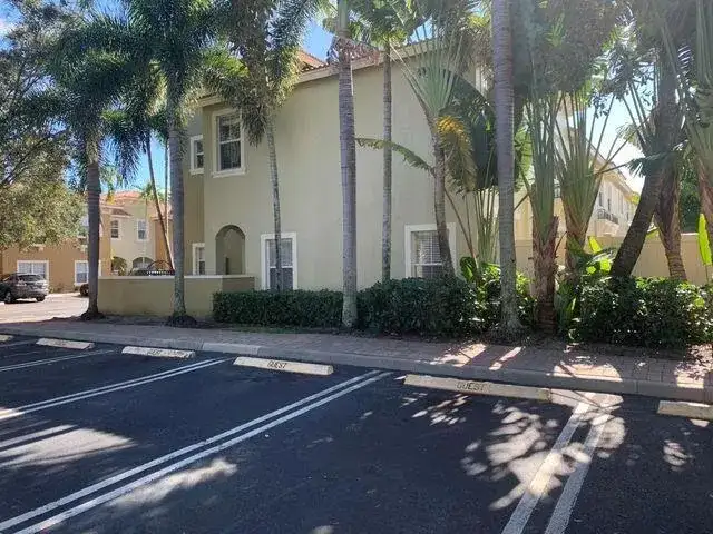 101 LAKE MONTEREY Circle # 101, Boynton Beach FL 33426 photo 2