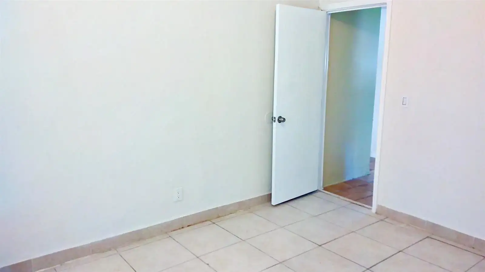 22 NW 8th Avenue NW # 4, Dania Beach FL 33004 photo 4