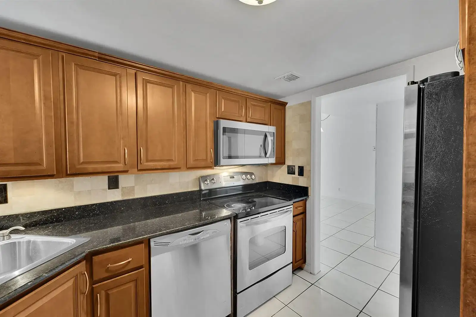 777 S FEDERAL Highway, Pompano Beach FL 33062 photo 2