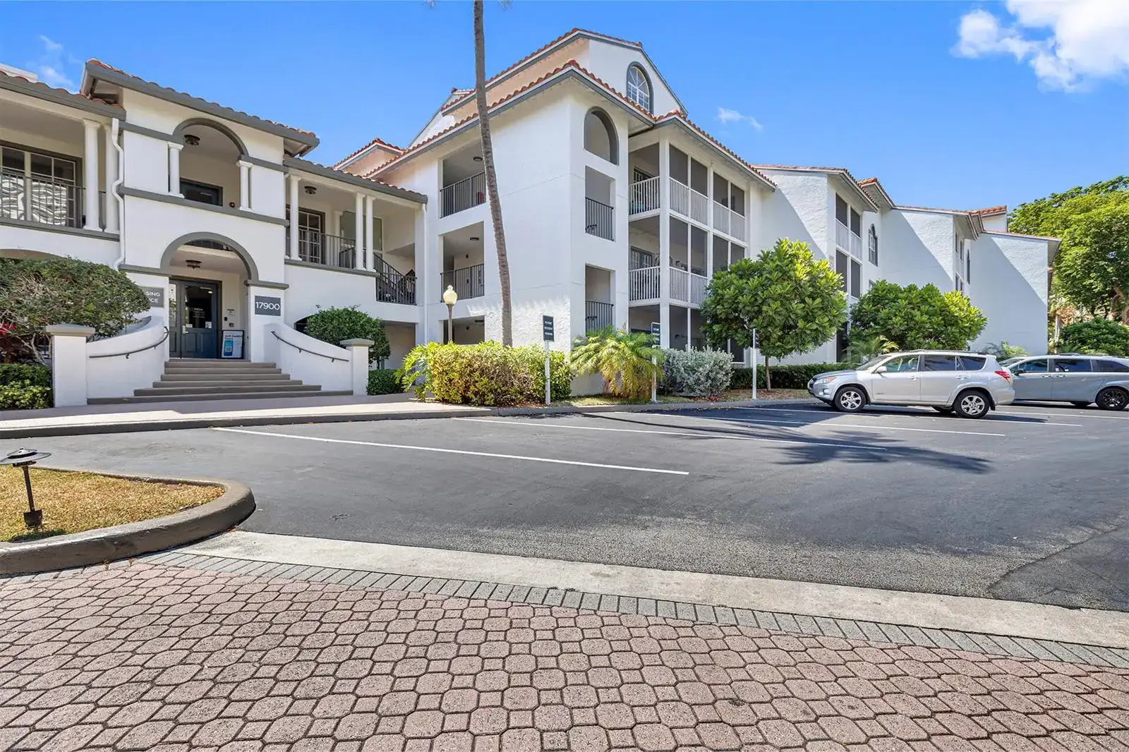17900 NE 31st Court # 2302, Aventura FL 33160