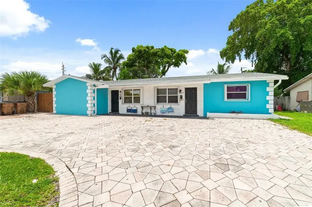 1479 SE 4th Avenue, Deerfield Beach FL 33441 photo 2