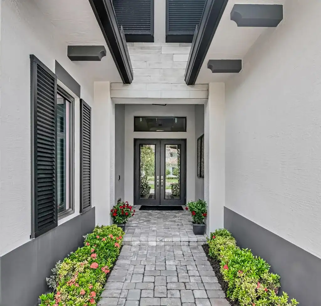 9228 Coral Isles Circle, Palm Beach Gardens FL 33412 photo 4