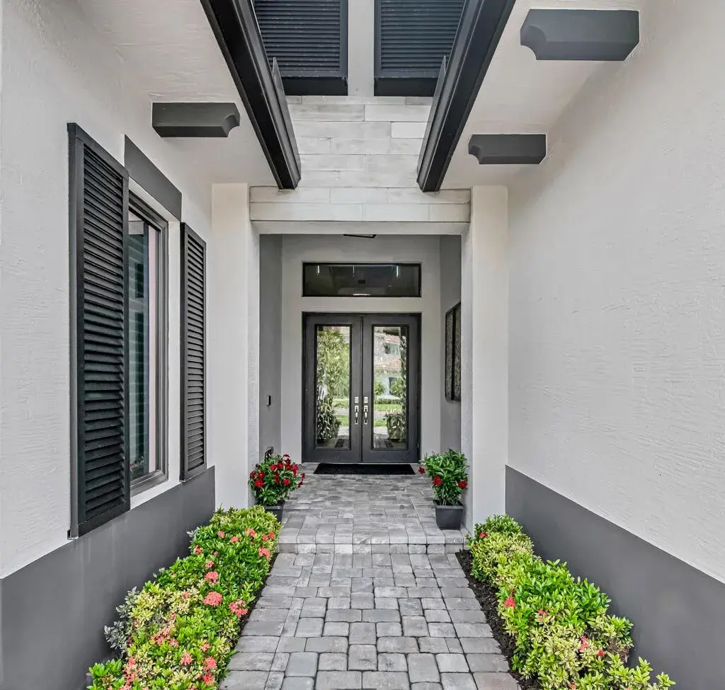 9228 Coral Isles Circle, Palm Beach Gardens FL 33412