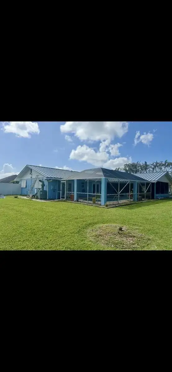302 NW FRIAR Street, Port St. Lucie FL 34983 photo 2