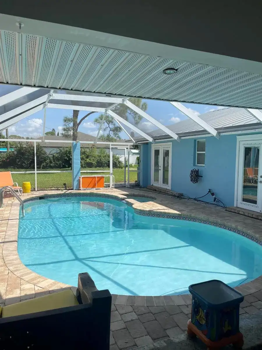 302 NW FRIAR Street, Port St. Lucie FL 34983 photo 3