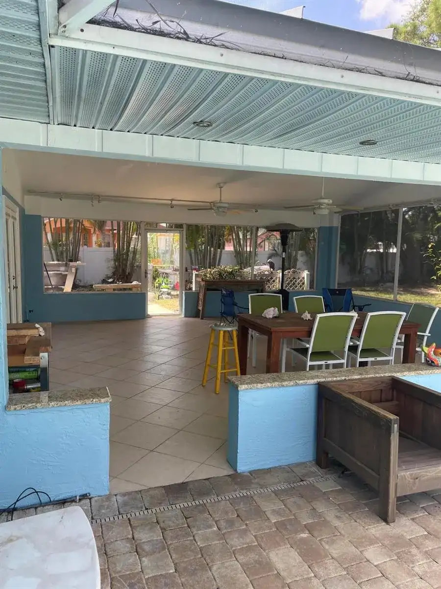 302 NW FRIAR Street, Port St. Lucie FL 34983 photo 4