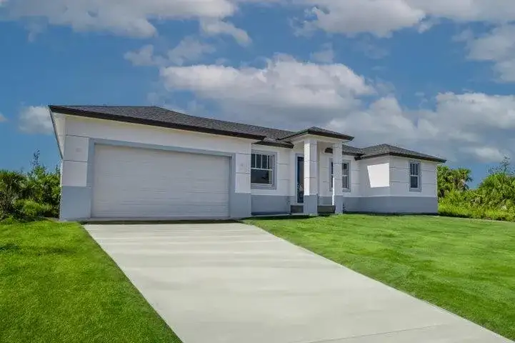 15101 BRAINBRIDGE Circle, Port Charlotte FL 33981 photo 2