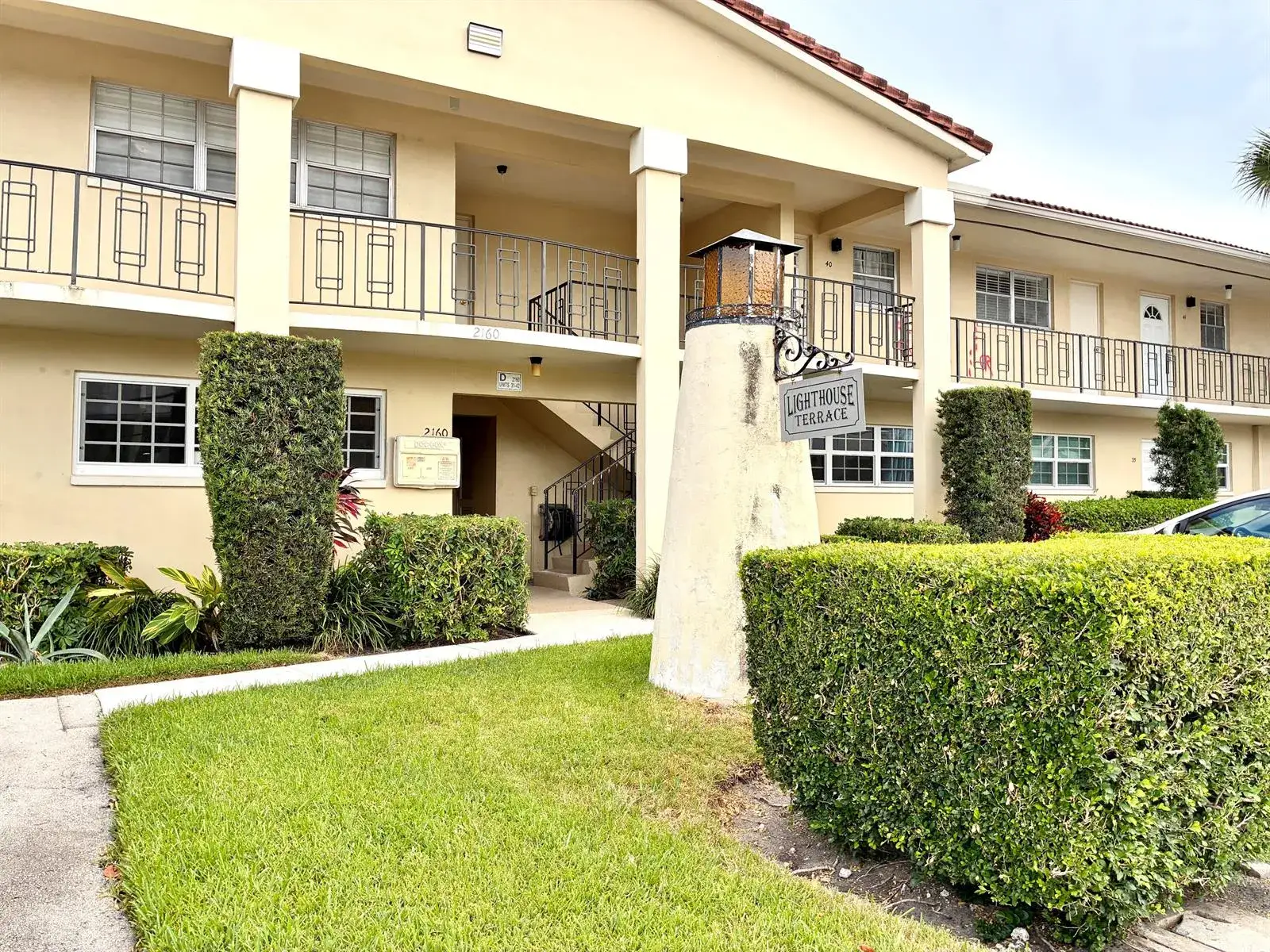 2204 NE 36th Street Apt 26, Lighthouse Point FL 33064