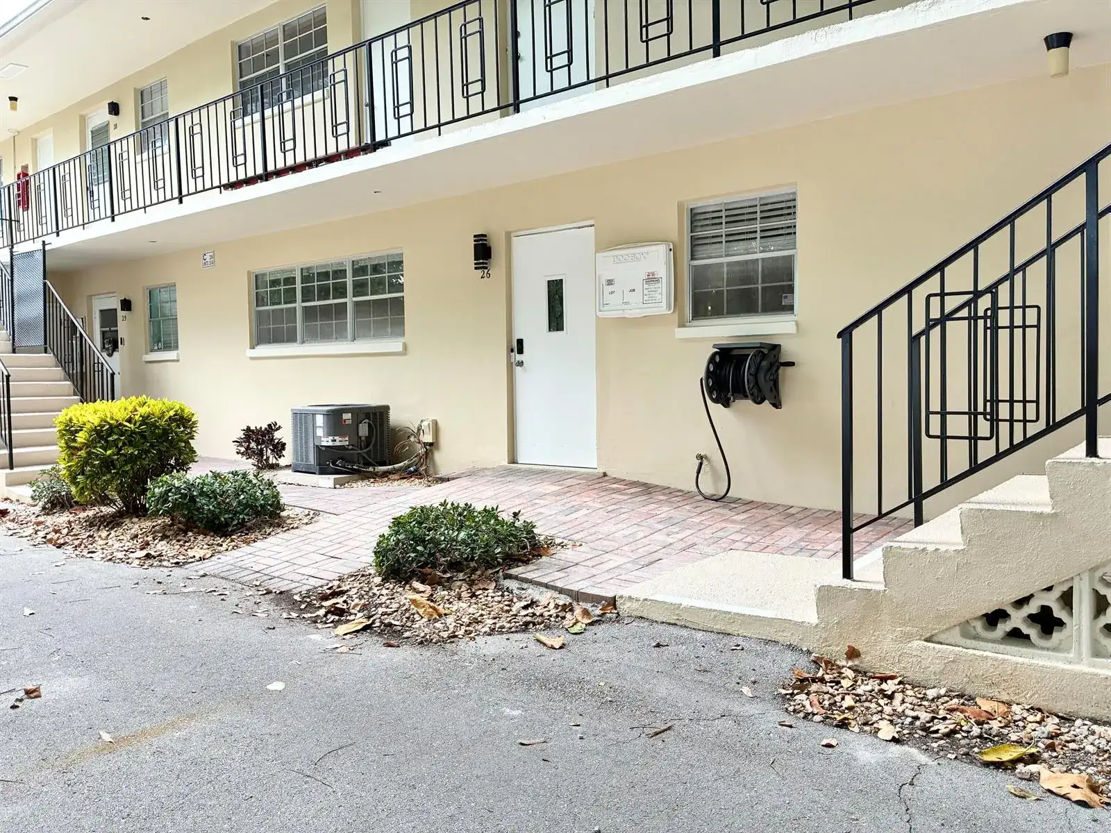 2204 NE 36th Street Apt 26, Lighthouse Point FL 33064 photo 3