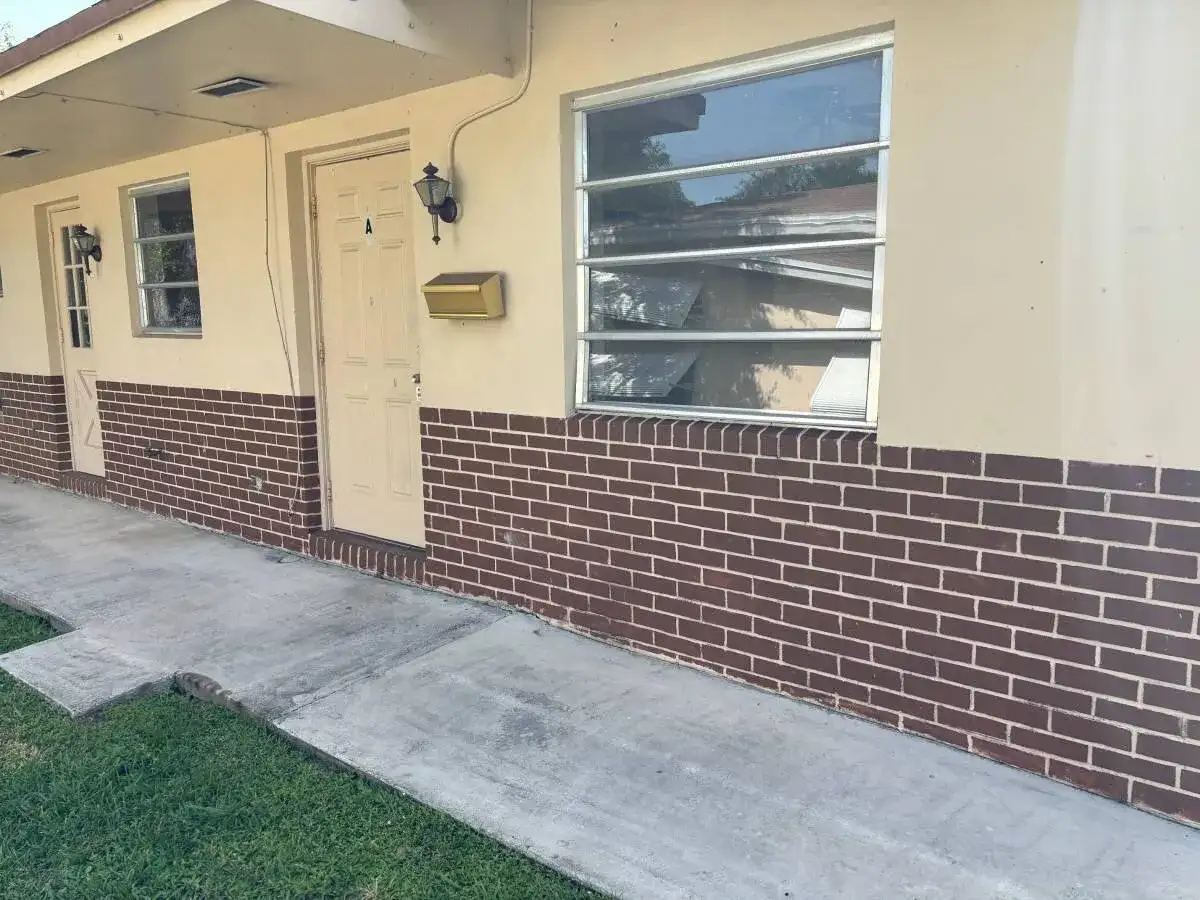 2541 Taylor Street # 1, Hollywood FL 33020 photo 2