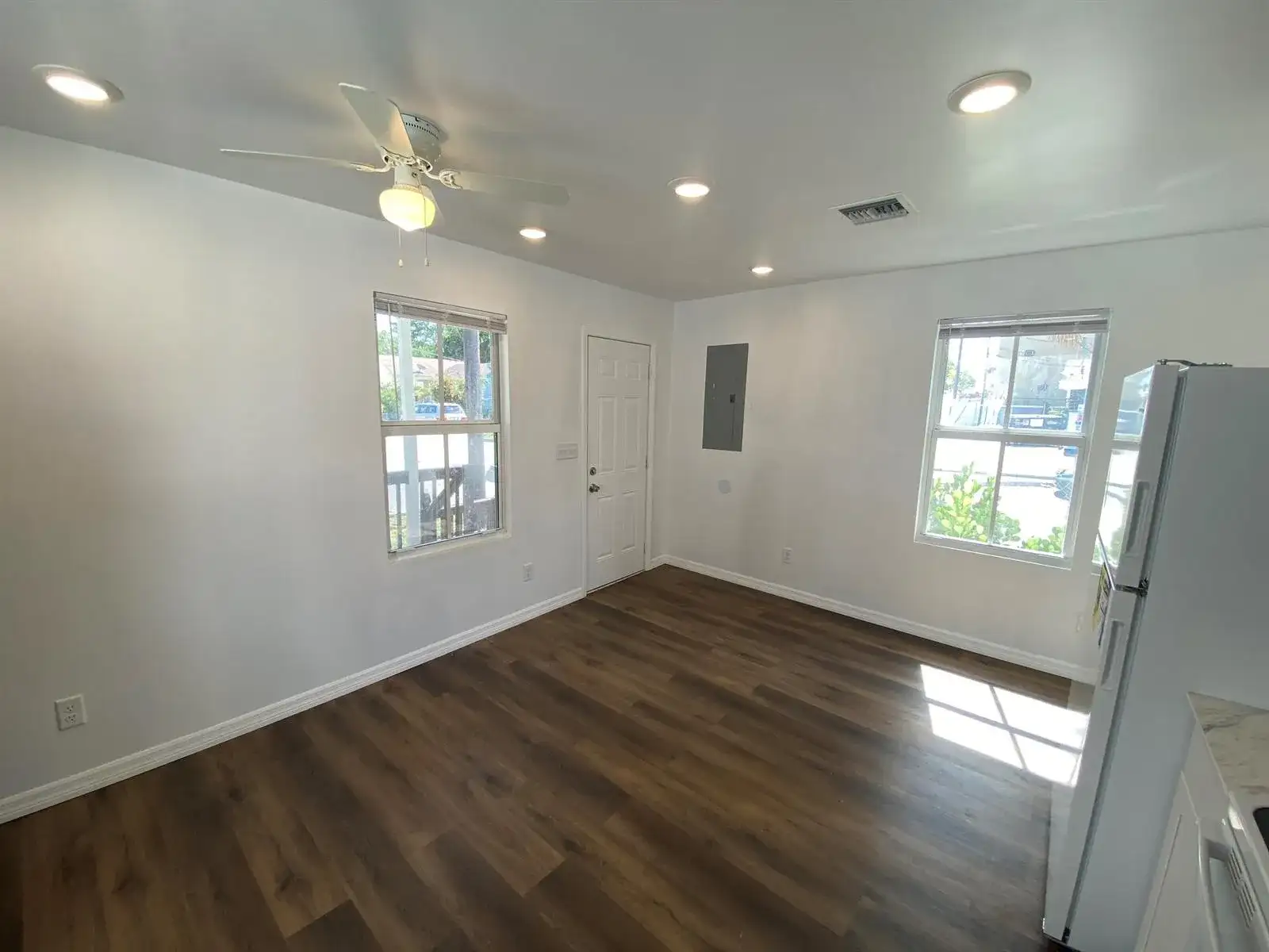 641 6th Street, West Palm Beach FL 33401 photo 4