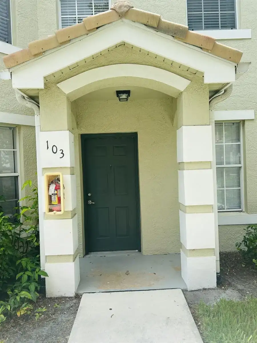 166 SW Peacock Boulevard # 34103, Port St. Lucie FL 34986 photo 2