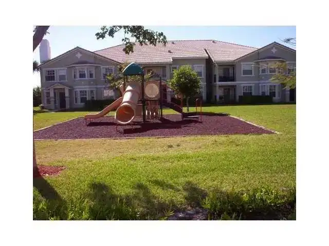 709 Belmont Lane # 709, North Lauderdale FL 33068 photo 3