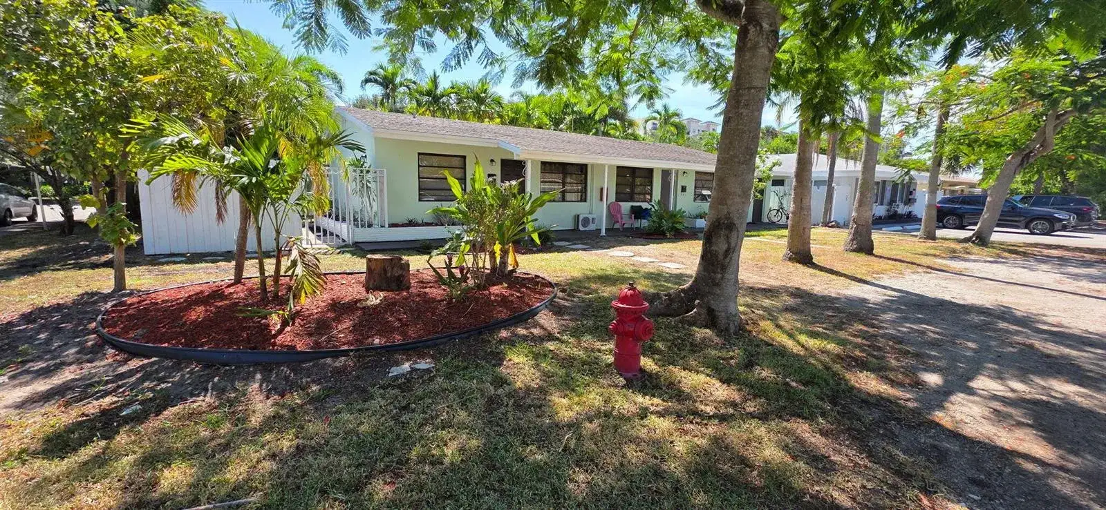 1044 NE 10th Avenue, Fort Lauderdale FL 33304 photo 4
