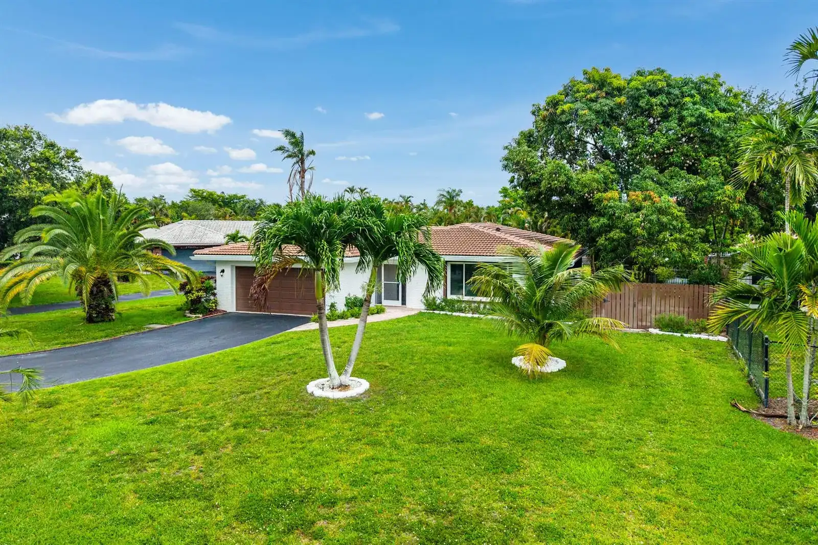 4025 NW 105TH Avenue, Coral Springs FL 33065