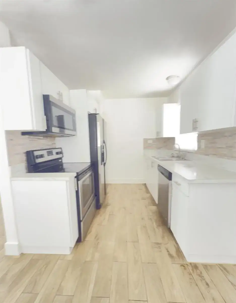 3530 NW 1ST Court NW, Fort Lauderdale FL 33311 photo 5