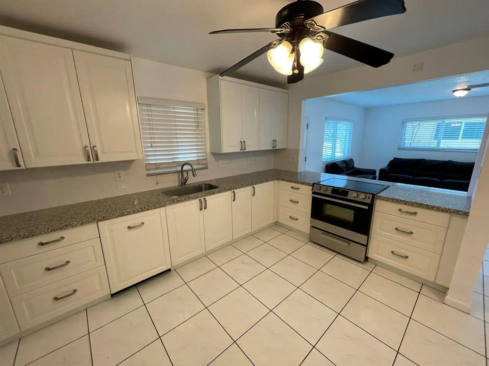 845 NW 10TH Avenue, Dania Beach FL 33004 photo 3