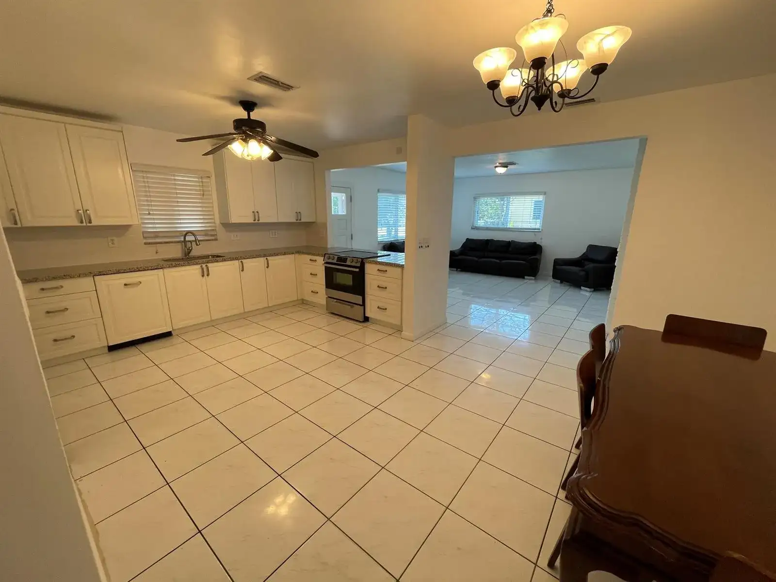 845 NW 10TH Avenue, Dania Beach FL 33004 photo 5