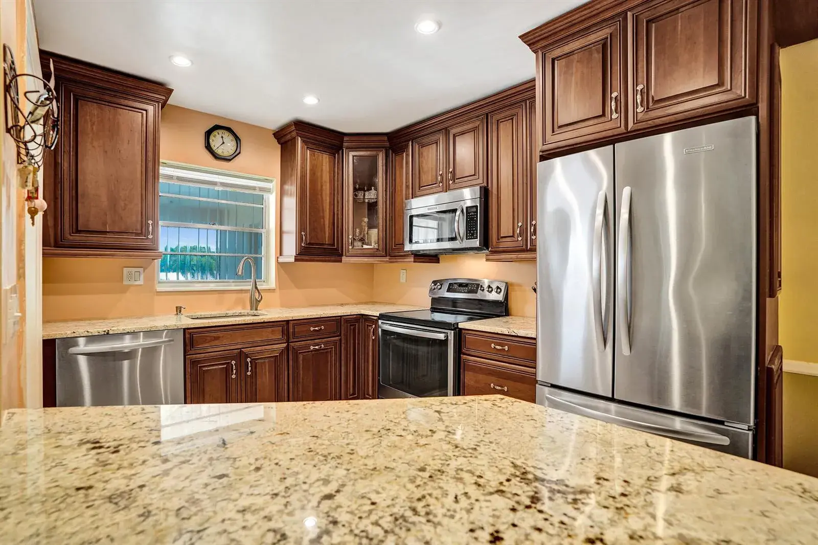 2121 NE 68TH Street # 202, Fort Lauderdale FL 33308
