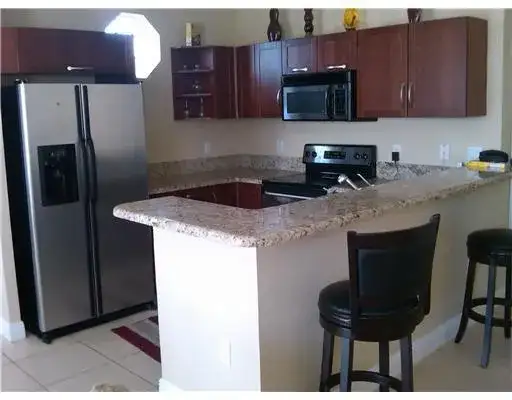 29 NE 24TH Avenue # 29, Pompano Beach FL 33062 photo 2