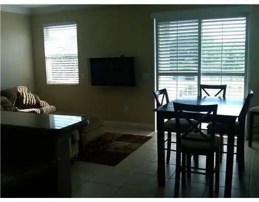29 NE 24TH Avenue # 29, Pompano Beach FL 33062 photo 3