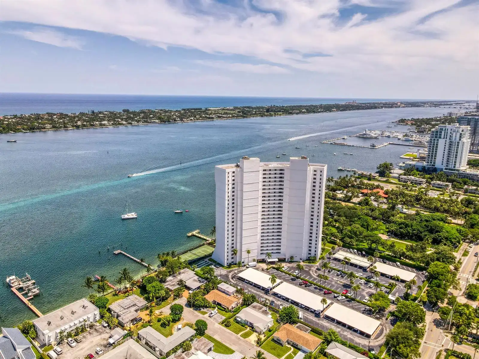 5200 N Flagler Drive # 1106, West Palm Beach FL 33407