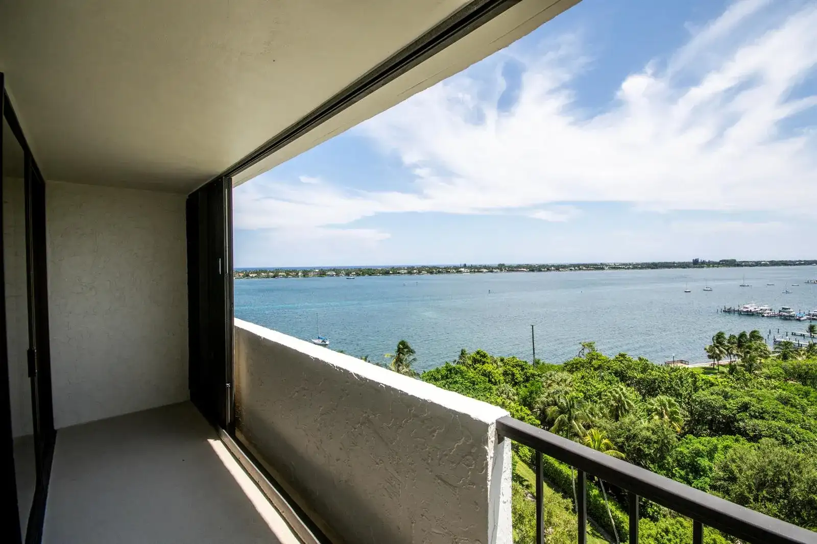 5200 N Flagler Drive # 1106, West Palm Beach FL 33407 photo 2