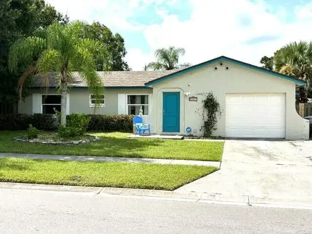 2005 5TH Street, Vero Beach FL 32962