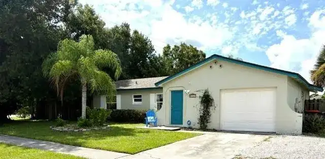2005 5TH Street, Vero Beach FL 32962 photo 3