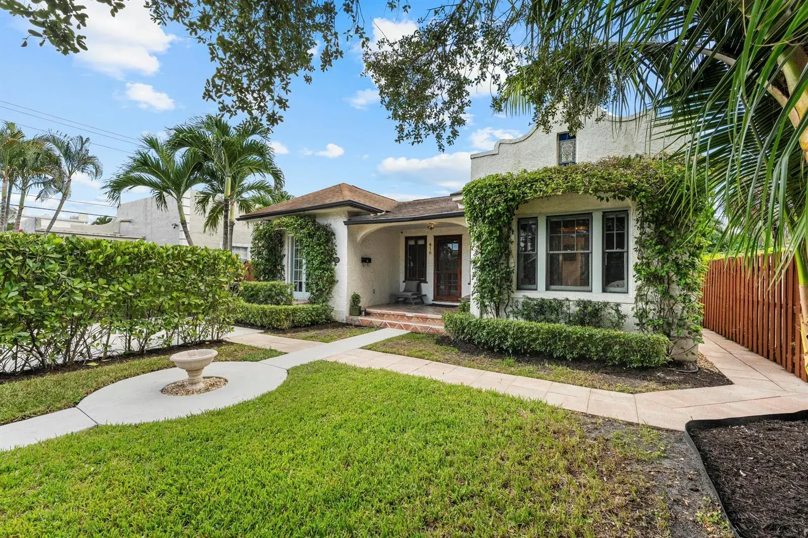416 WESTWOOD Road, West Palm Beach FL 33401