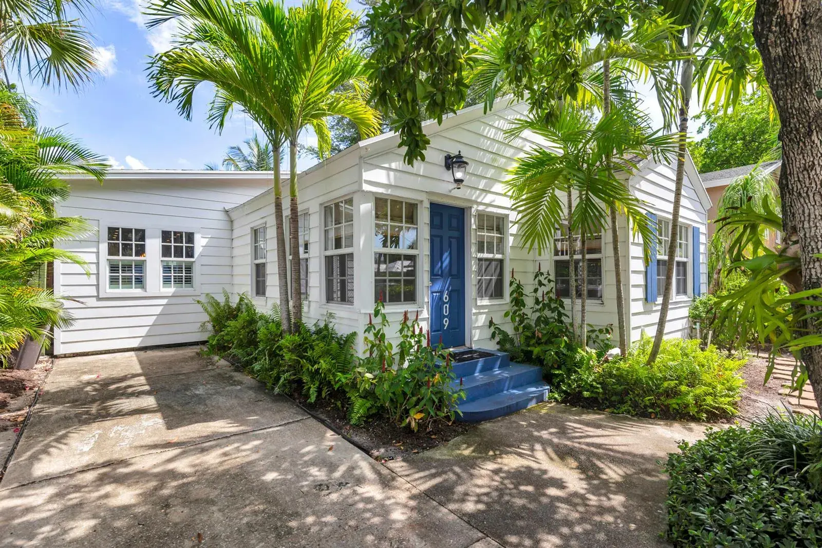 609 PALM Street, West Palm Beach FL 33401