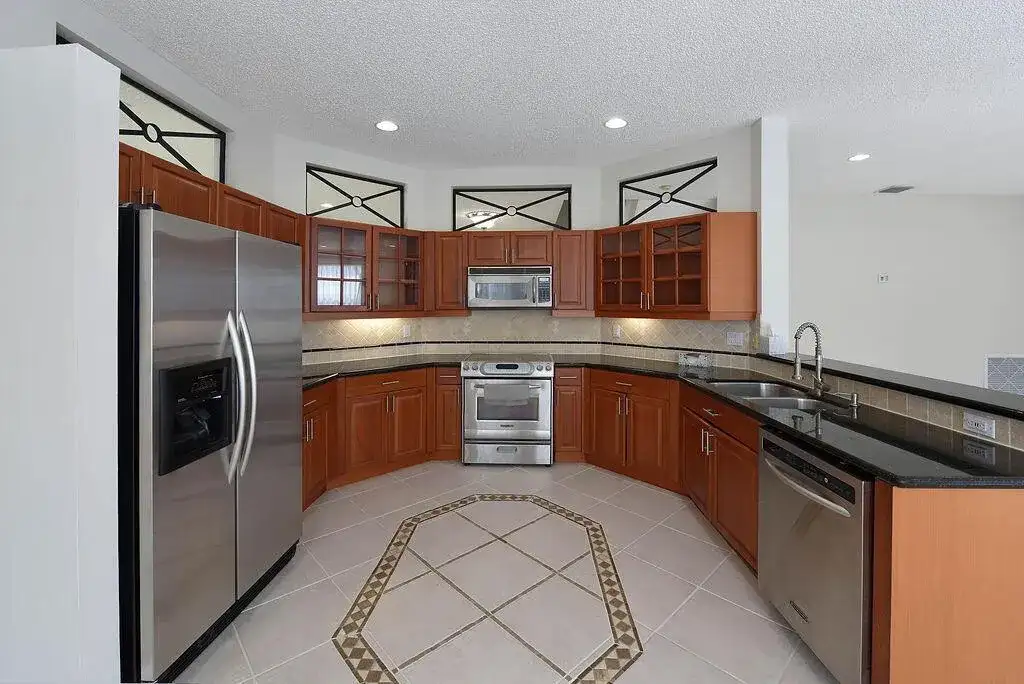 7259 Norwich Lane, Boynton Beach FL 33436 photo 2