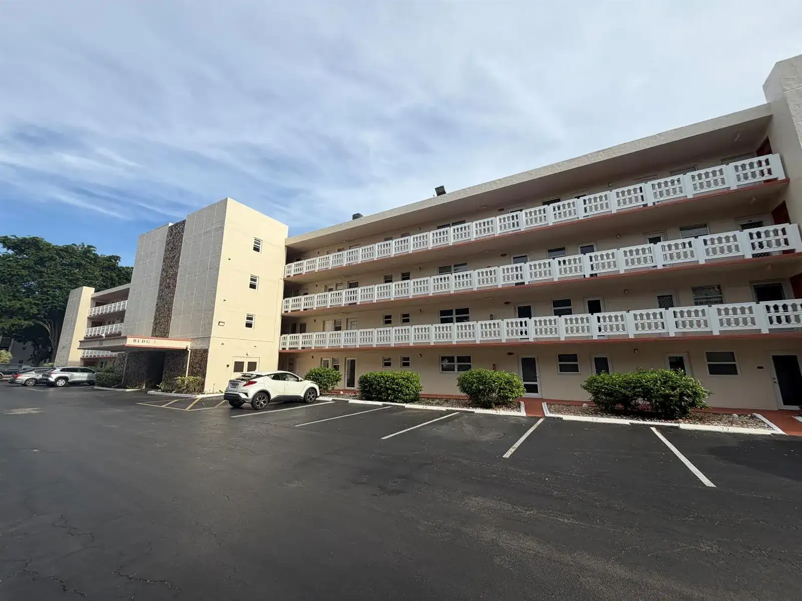 206 SE 10TH Street # 201, Dania Beach FL 33004 photo 4